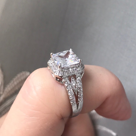 💍 - Picture 7 of 8